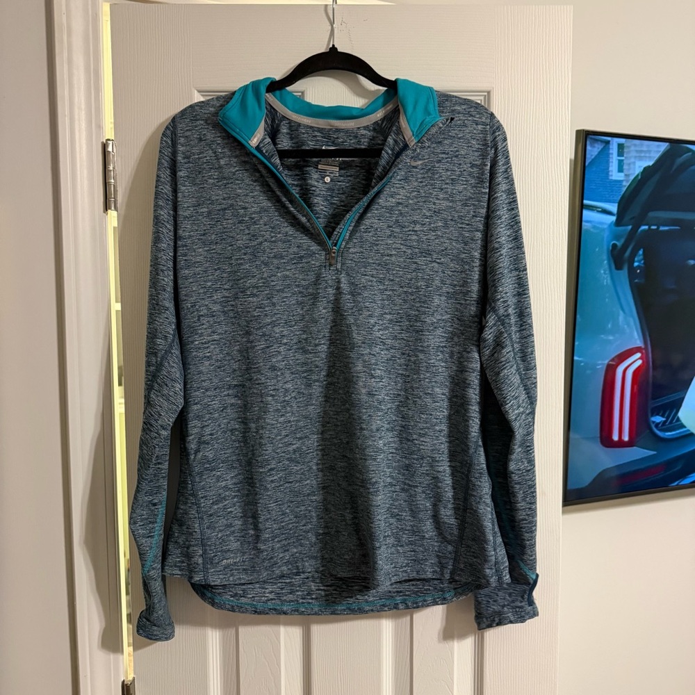 Nike Dry fit pullover